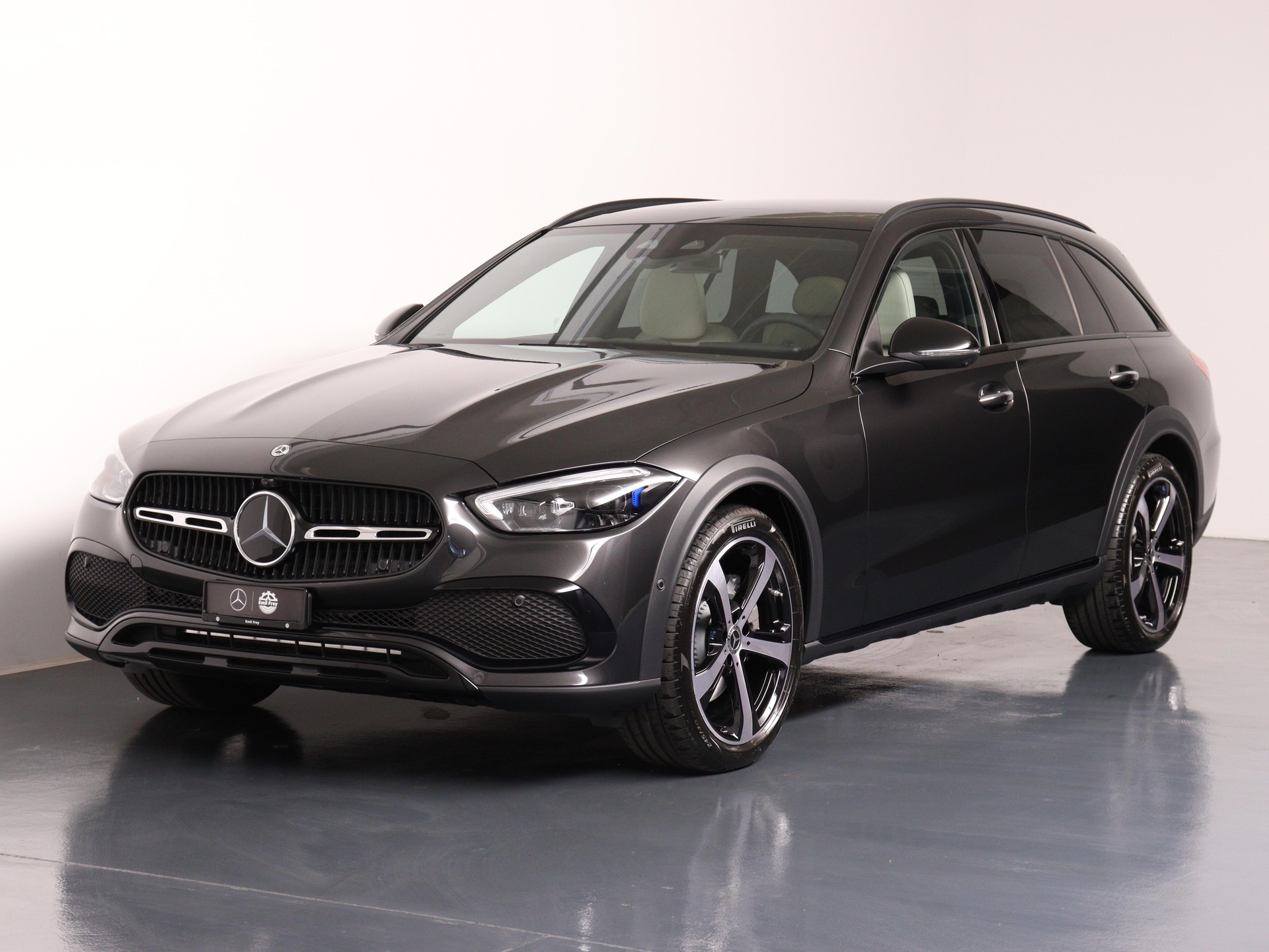 MERCEDES-BENZ C 220 d All-Terrain Avantgarde 4matic Kombi-showroom-element-1