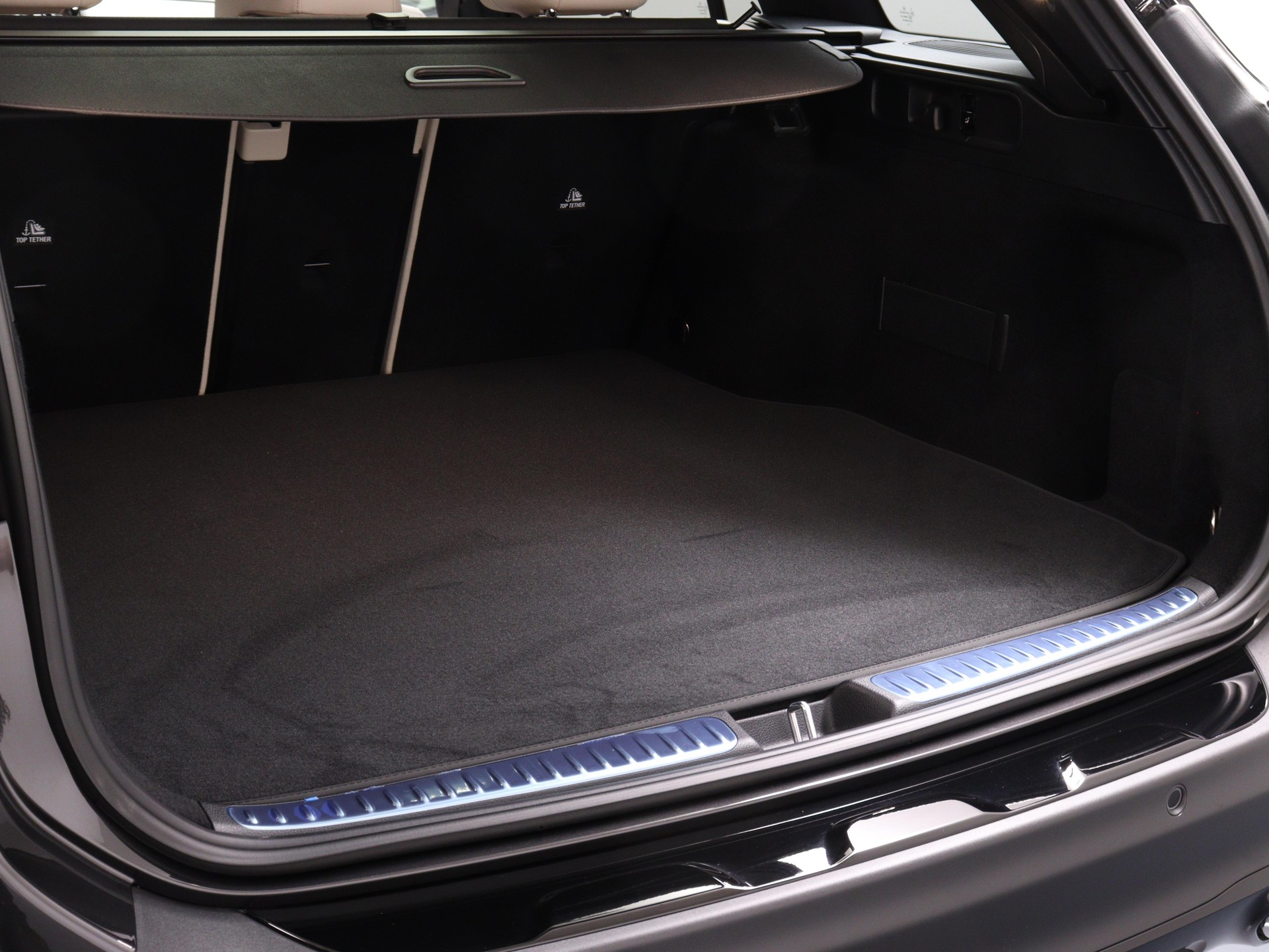 MERCEDES-BENZ C 220 d All-Terrain Avantgarde 4matic Kombi-image-13