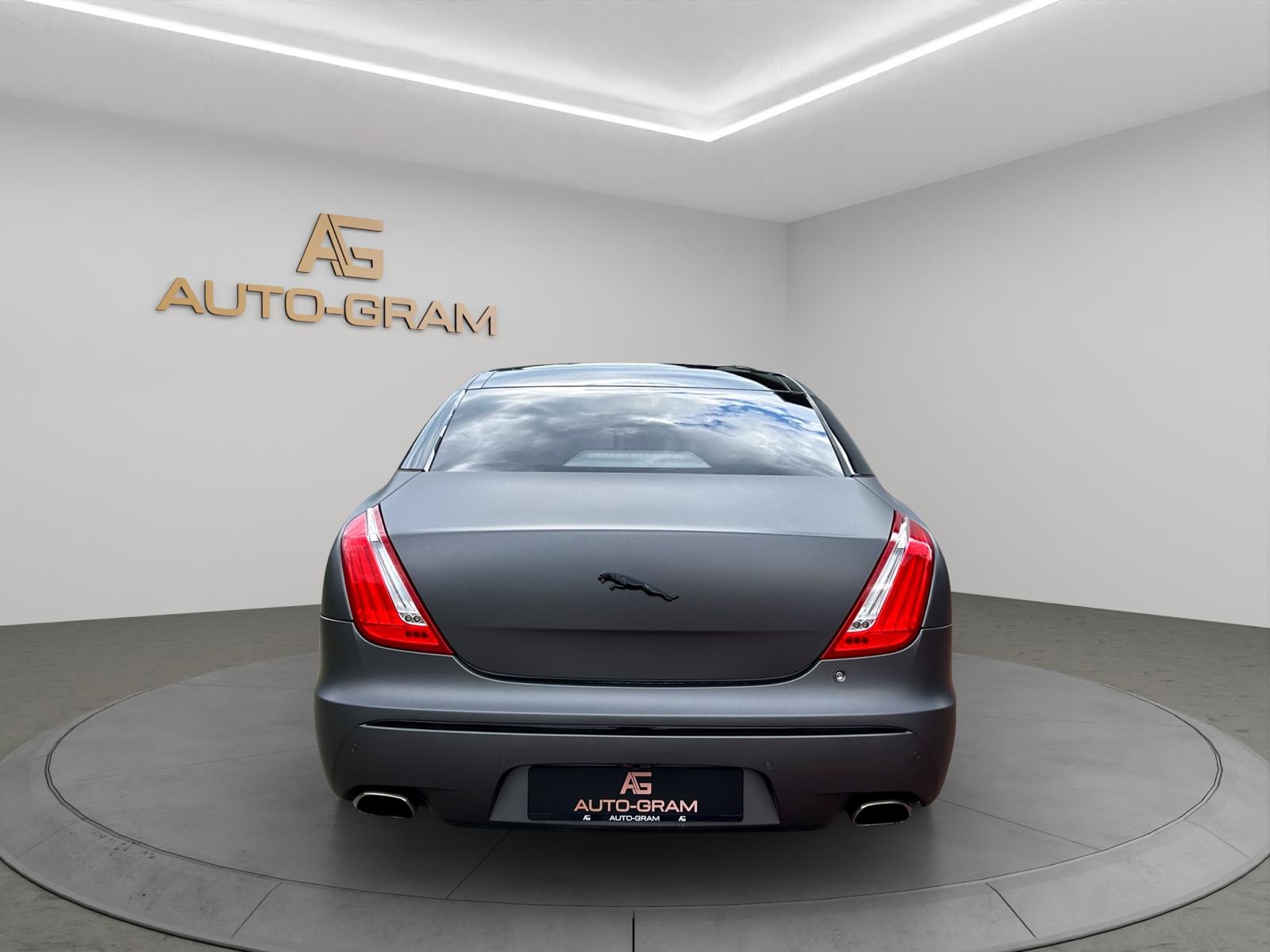JAGUAR XJ LWB 5.0 V8 S/C Supersport Automatic-showroom-element-3