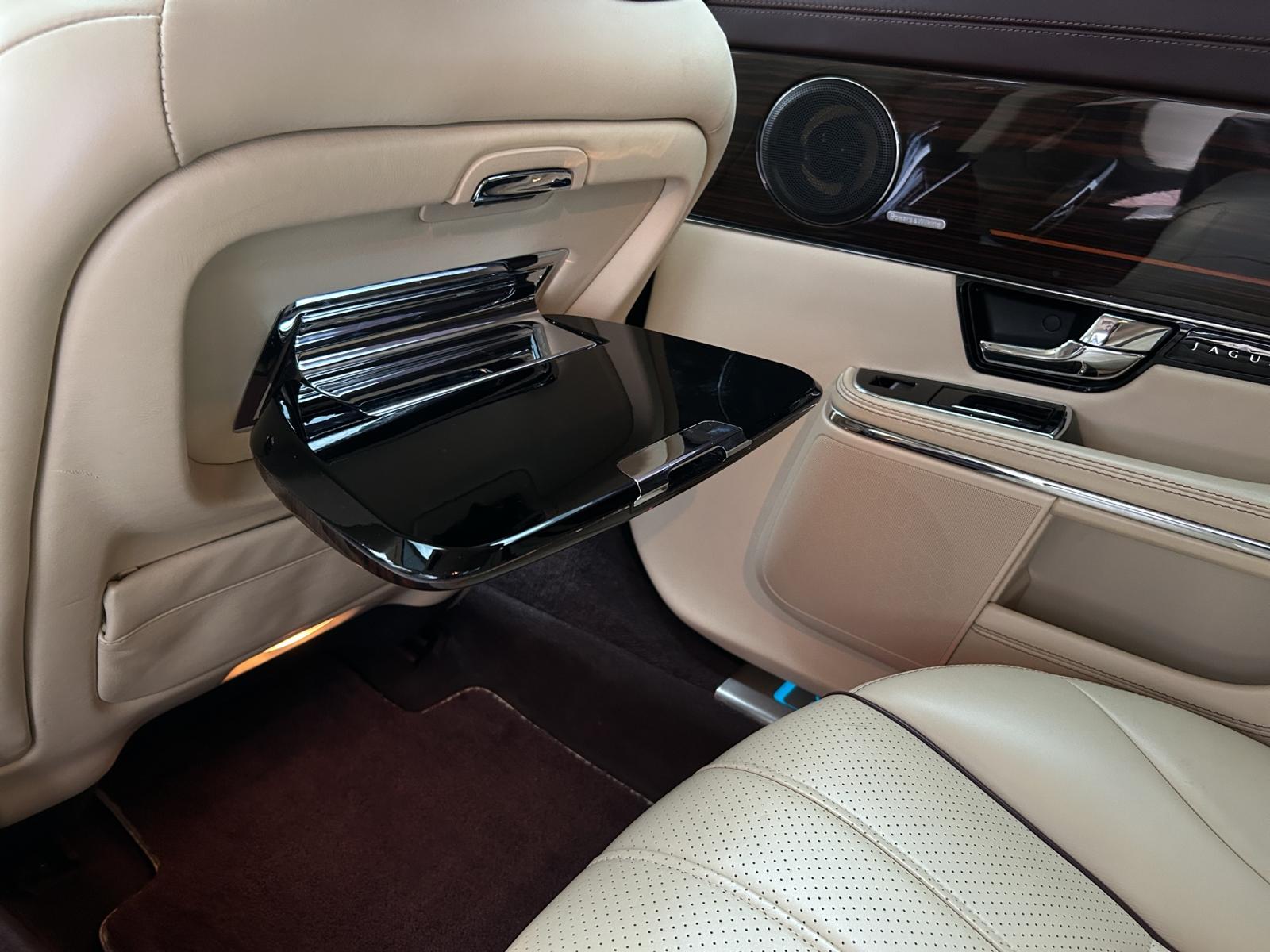 JAGUAR XJ LWB 5.0 V8 S/C Supersport Automatic-image-19