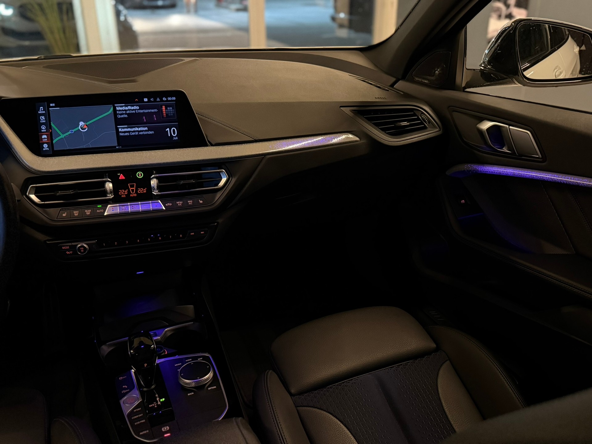 BMW 120d xDrive Steptronic Pure M Sport-image-14
