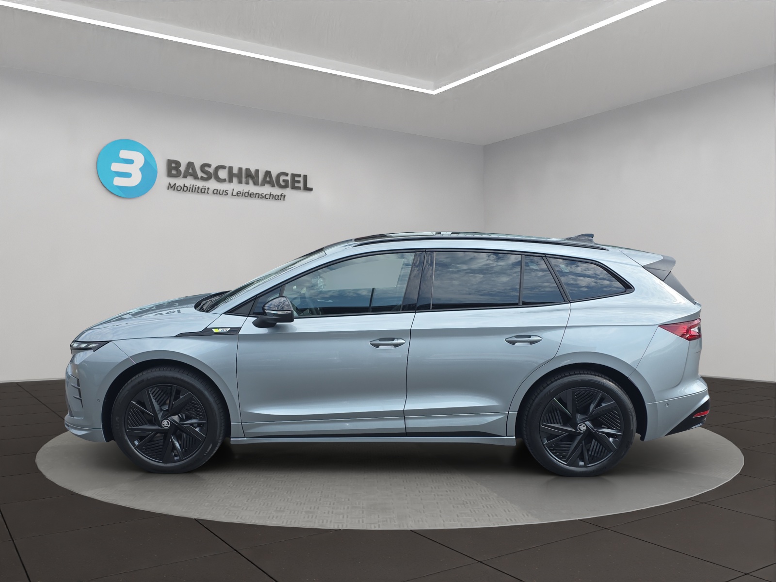 SKODA Enyaq 4x4 RS-showroom-element-1