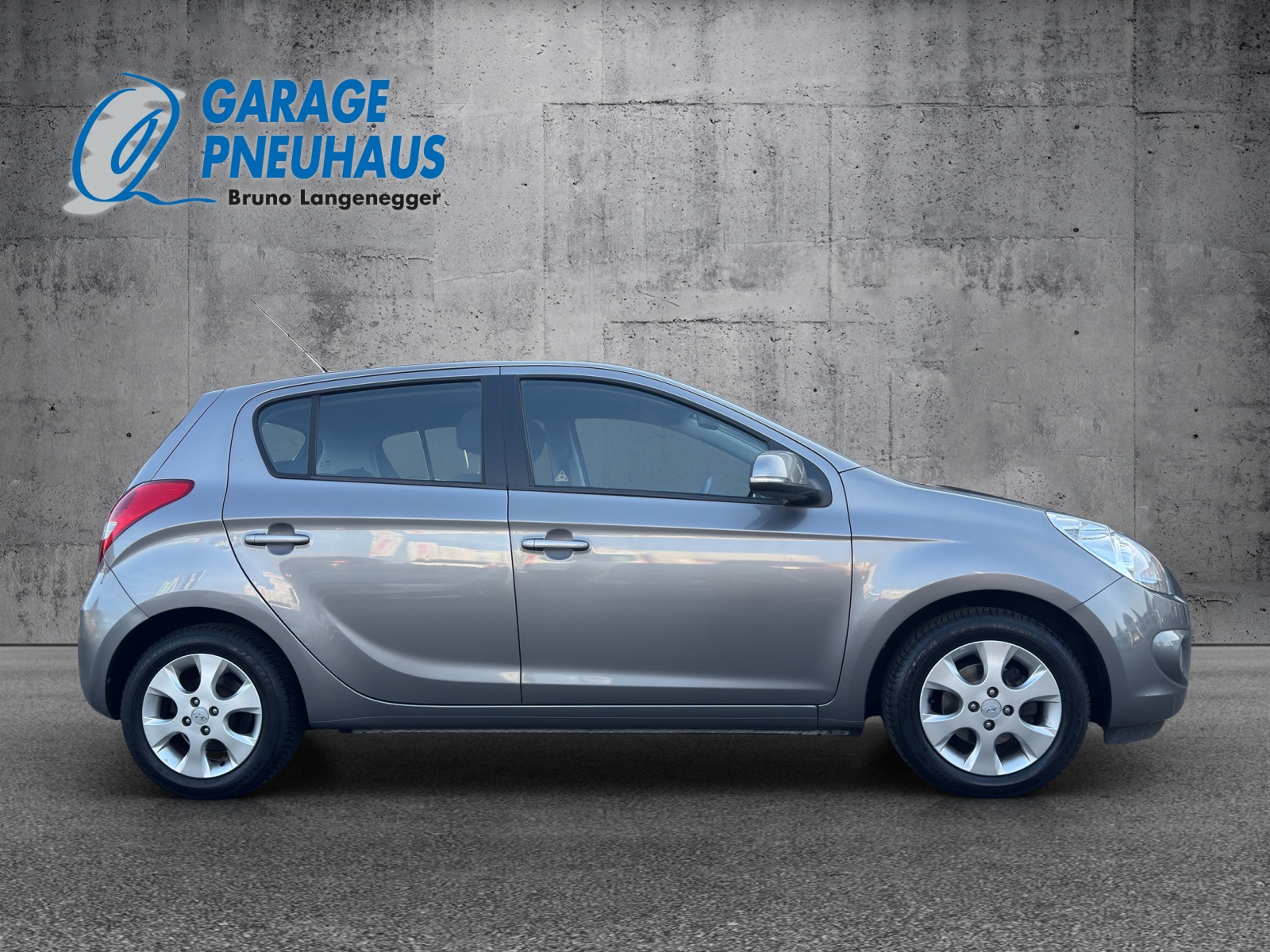 HYUNDAI i20 1.4 Style-image-19