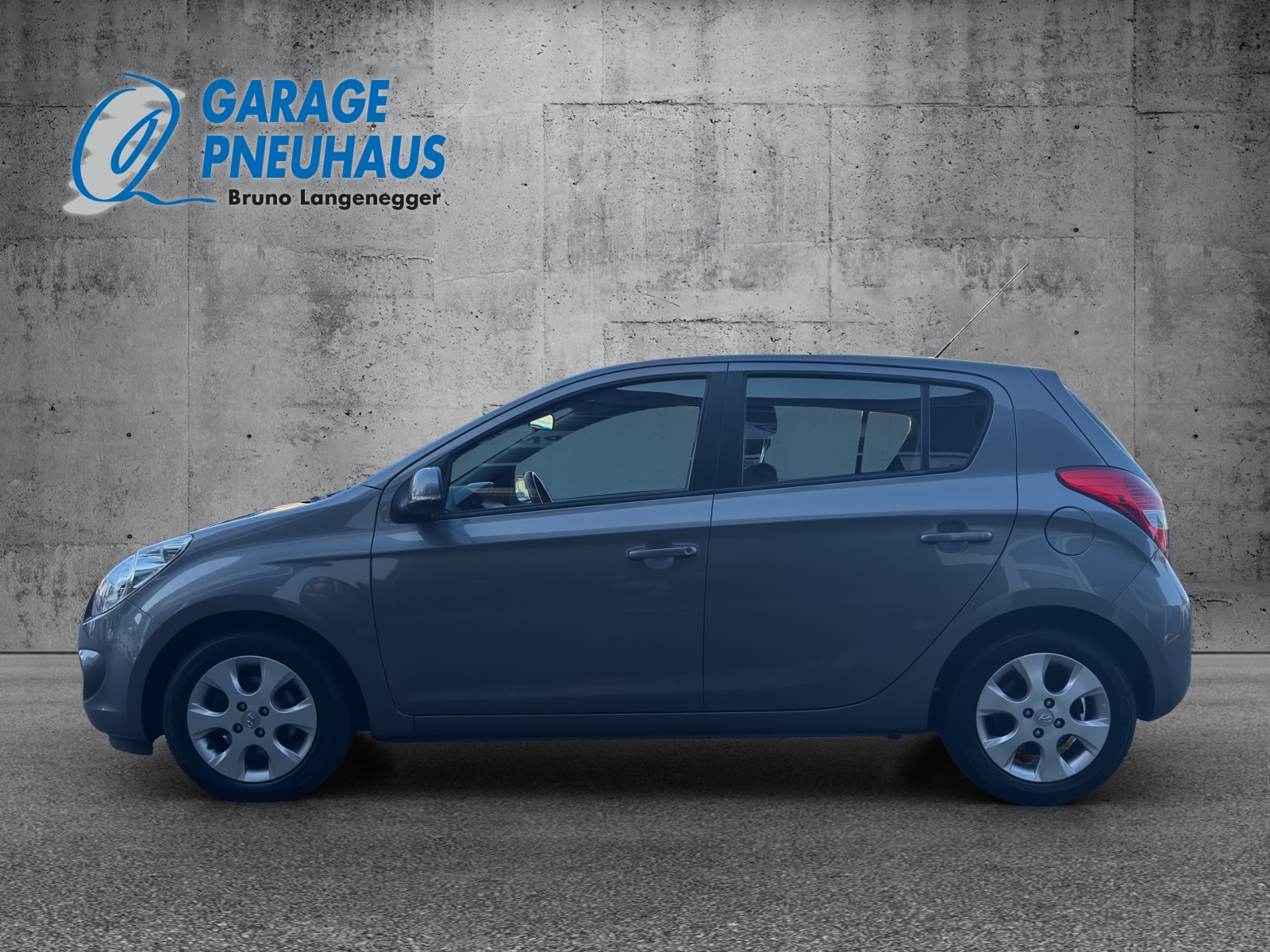 HYUNDAI i20 1.4 Style-image-17