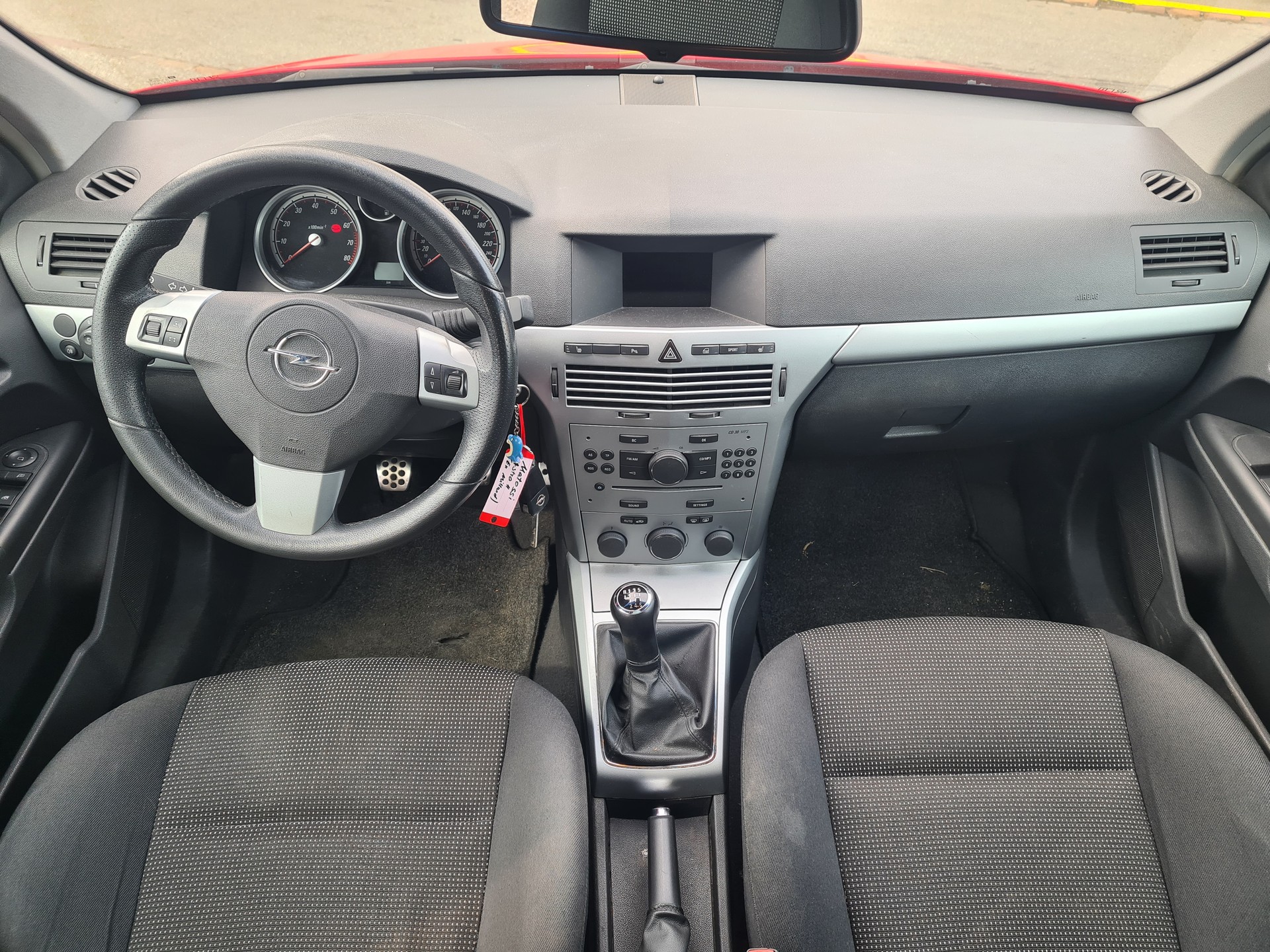 OPEL Astra Caravan 1.6i 16V Turbo Sport-image-12