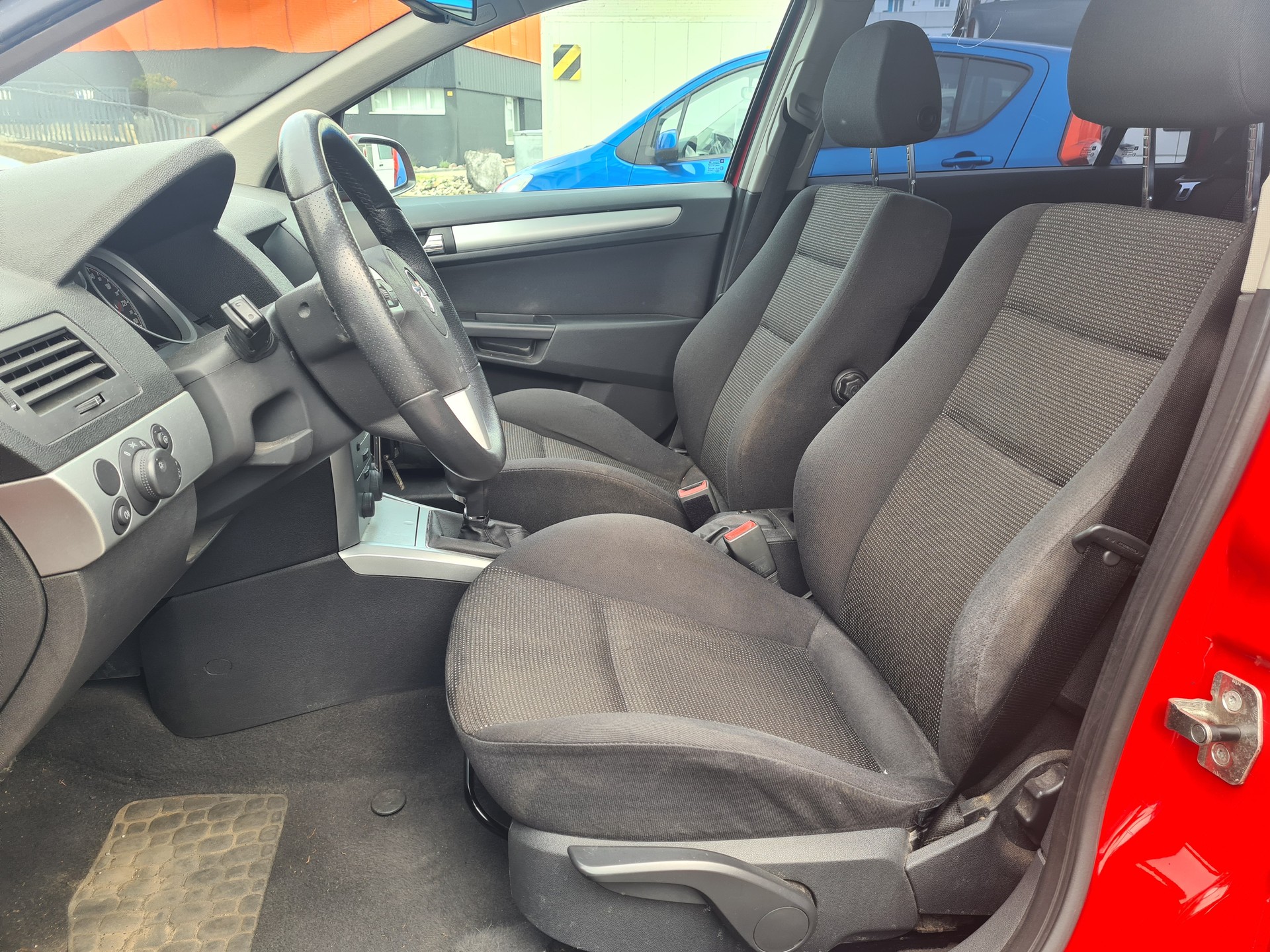 OPEL Astra Caravan 1.6i 16V Turbo Sport-image-10