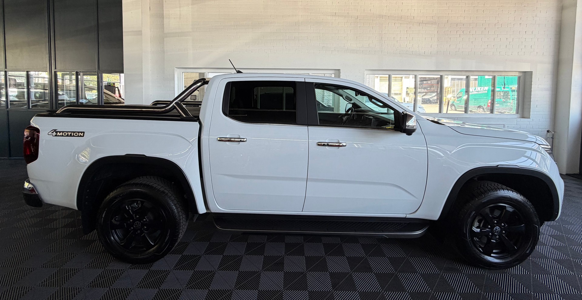 VW Amarok 3.0TDI Style Winter 2-showroom-element-1
