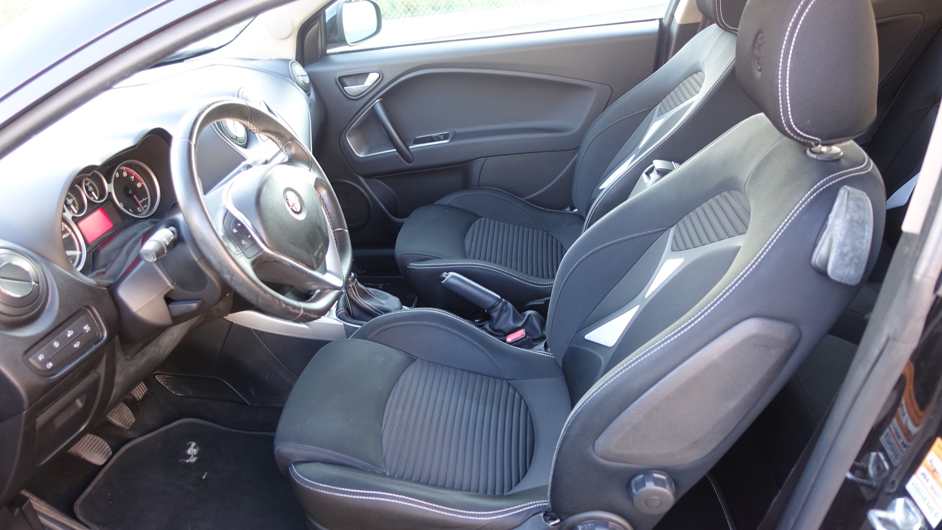 ALFA ROMEO MiTo 0.9 TwinAir Turbo Junior-image-6