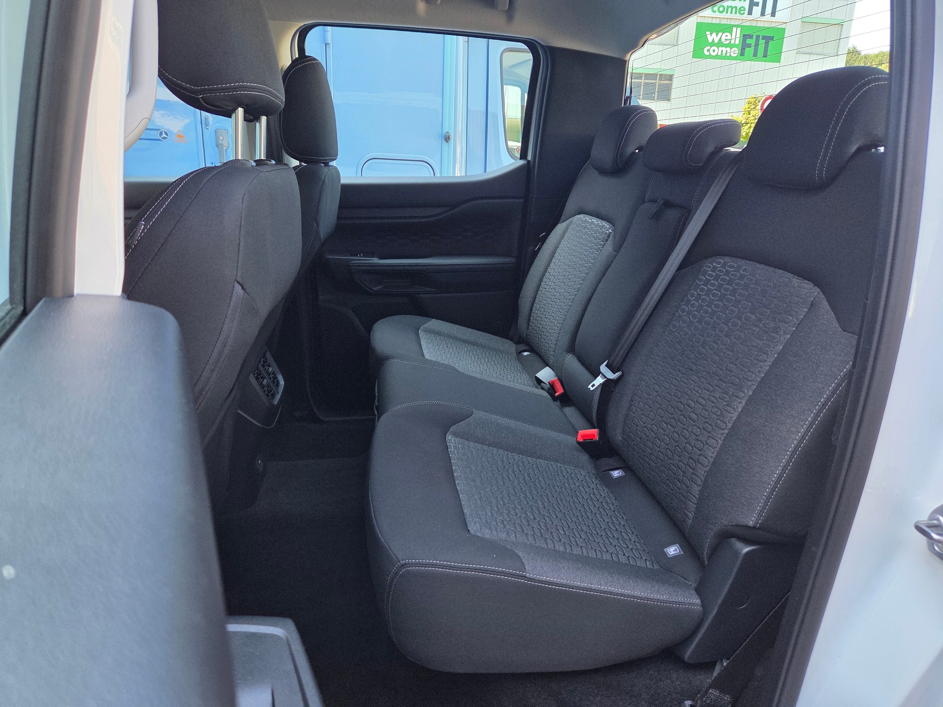 FORD Ranger XLT 2.3 Eco Boost e-4WD Automat-image-9