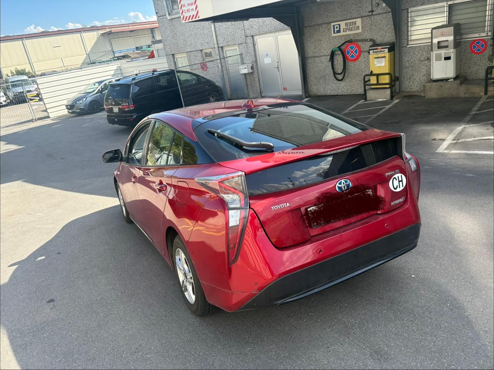 TOYOTA Prius 1.8 VVT-i HSD Sol Premium-showroom-element-3