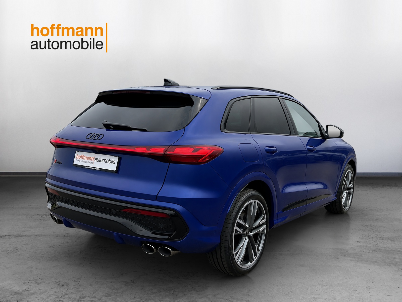 AUDI SQ5 TFSI quattro S-tronic-showroom-element-3