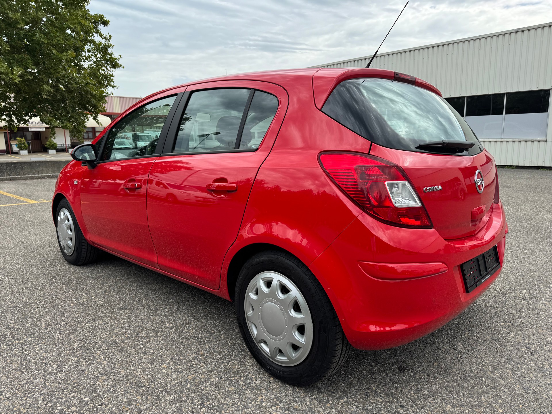 OPEL Corsa 1.4 TP Enjoy Automatic-image-5