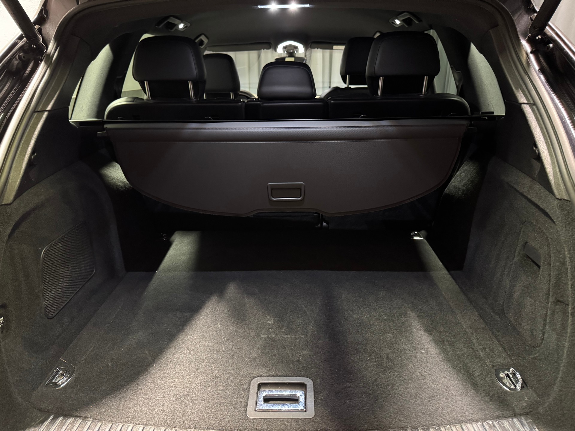 PORSCHE Cayenne S E-Hybrid (38)-image-23