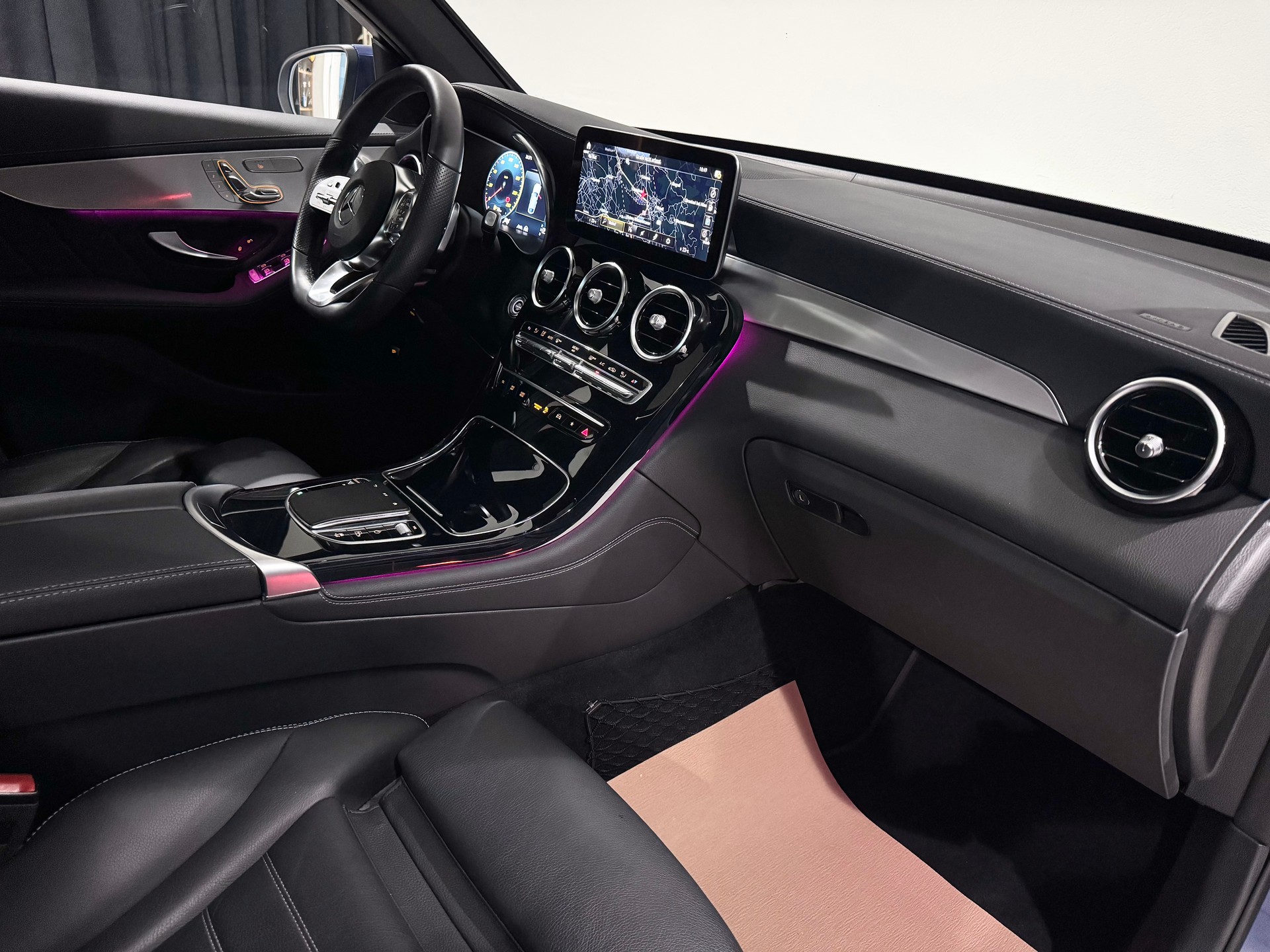 MERCEDES-BENZ GLC Coupé 400 d AMG Line 4Matic 9G-Tronic | 1.Hand | CH |-image-14