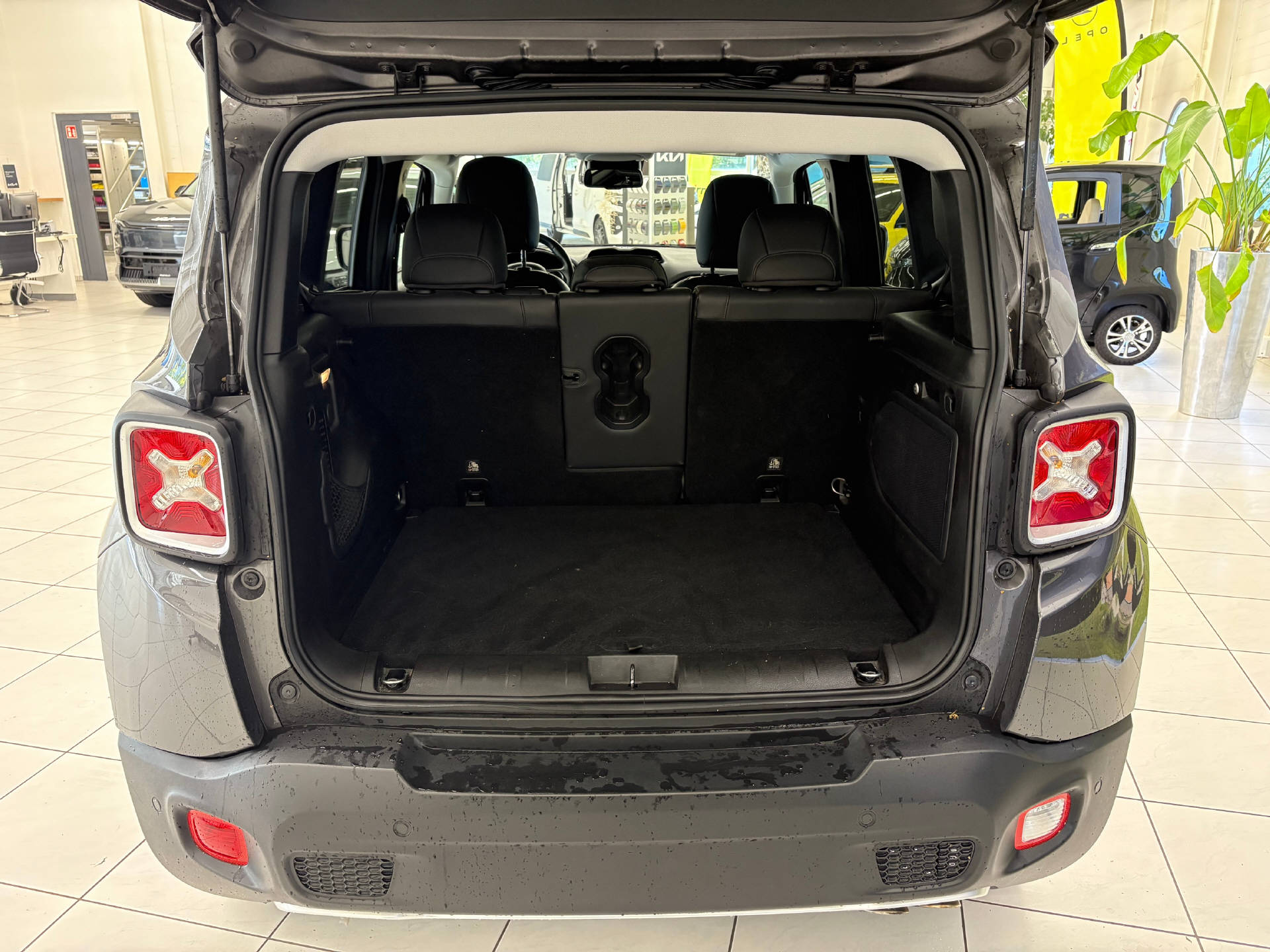 JEEP Renegade 1.4 170 MultiAir Limited AWD-image-13
