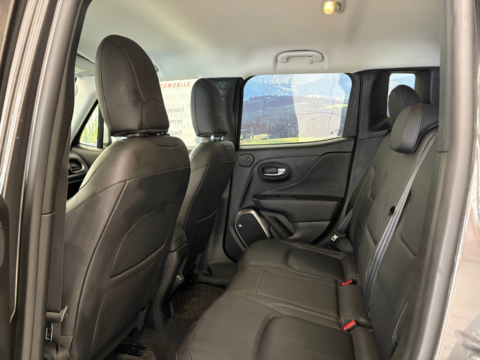 JEEP Renegade 1.4 170 MultiAir Limited AWD-image-12