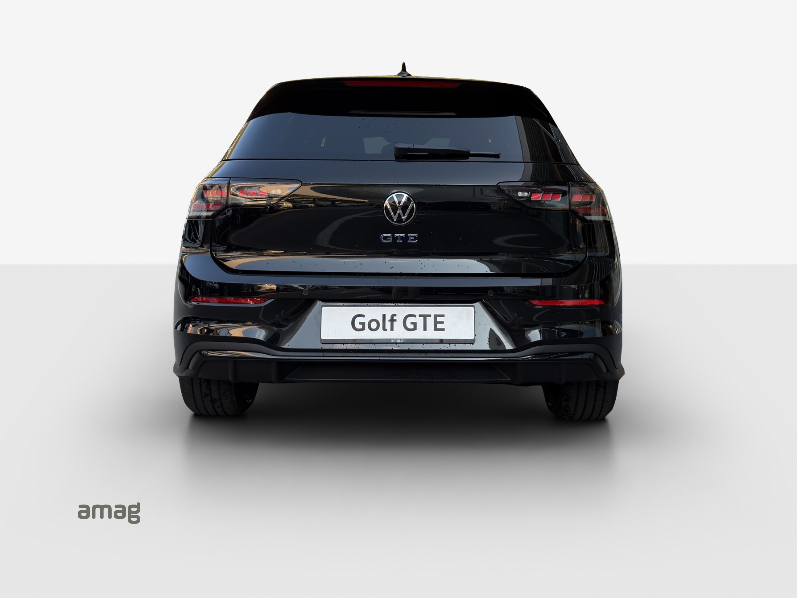 VW Golf 1.5 TSI PHEV GTE-showroom-element-3