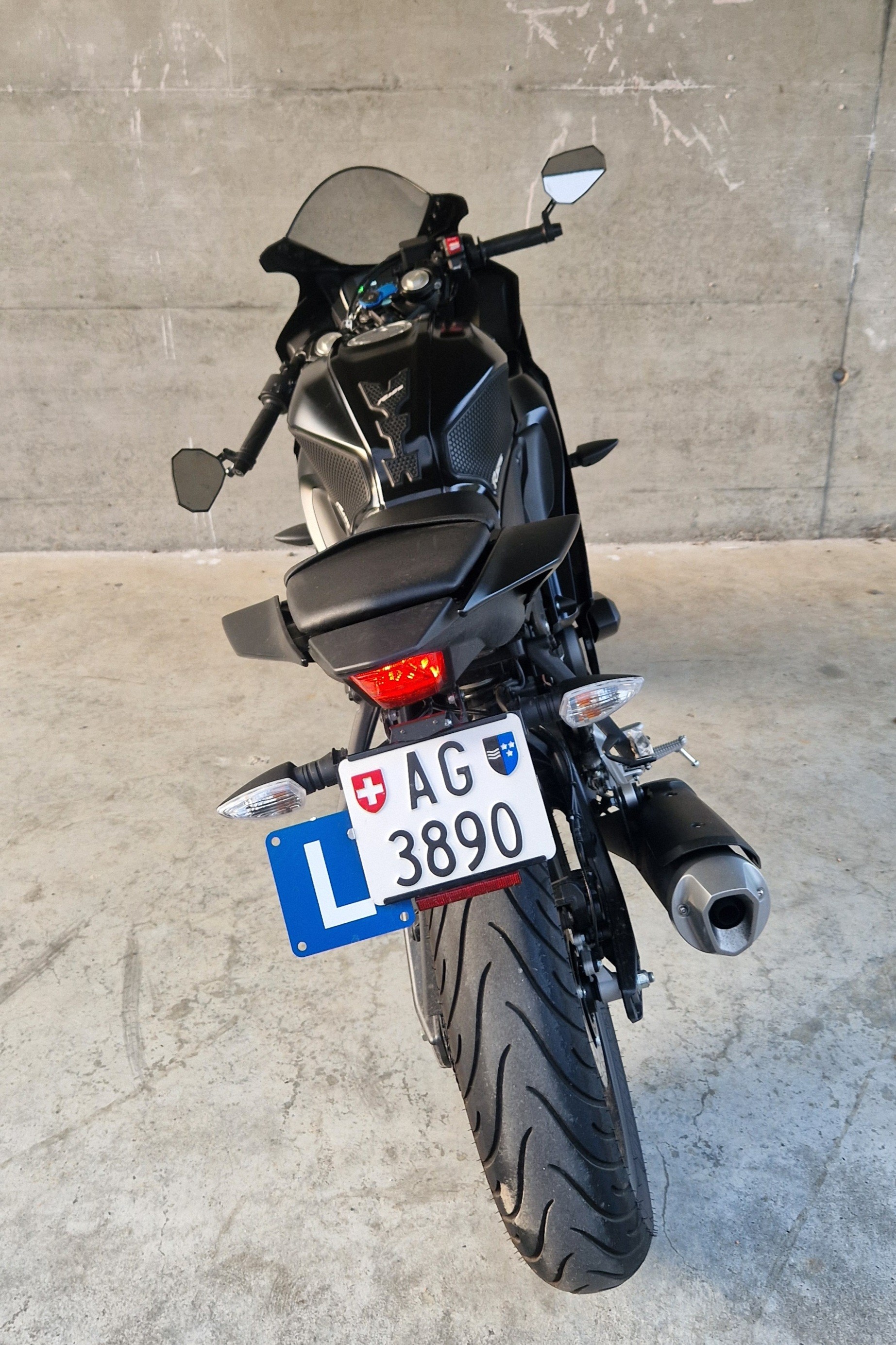 YAMAHA YZF-R 125 ABS-image-7