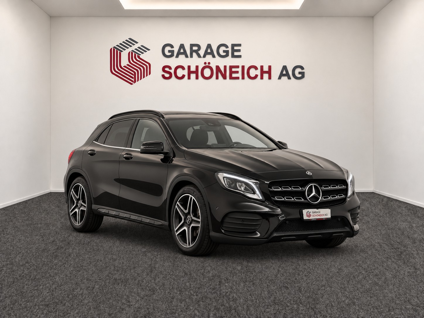 MERCEDES-BENZ GLA 220 AMG Line 4m-showroom-element-2