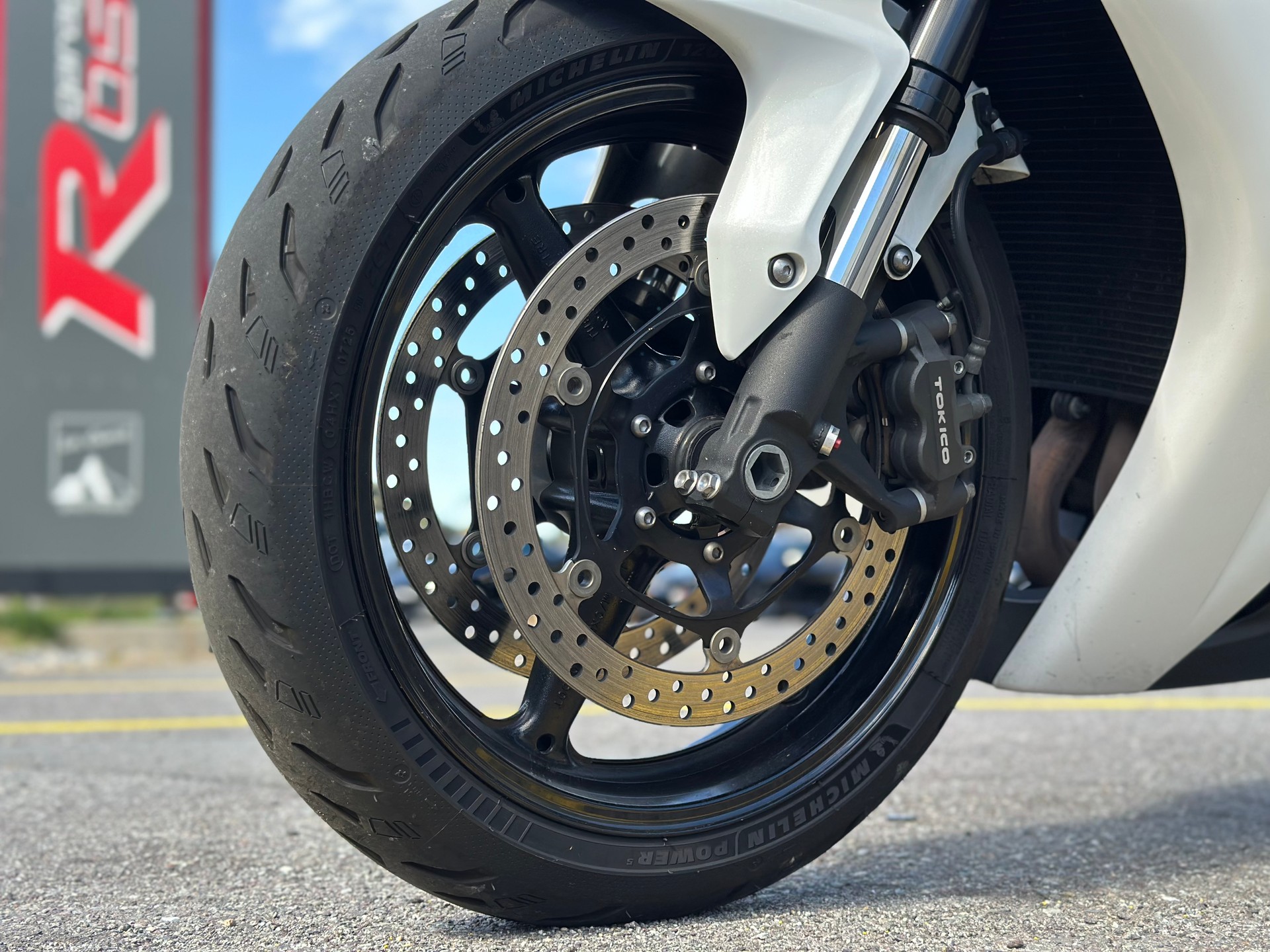 HONDA CBR 1000 RR Fireblade-image-15