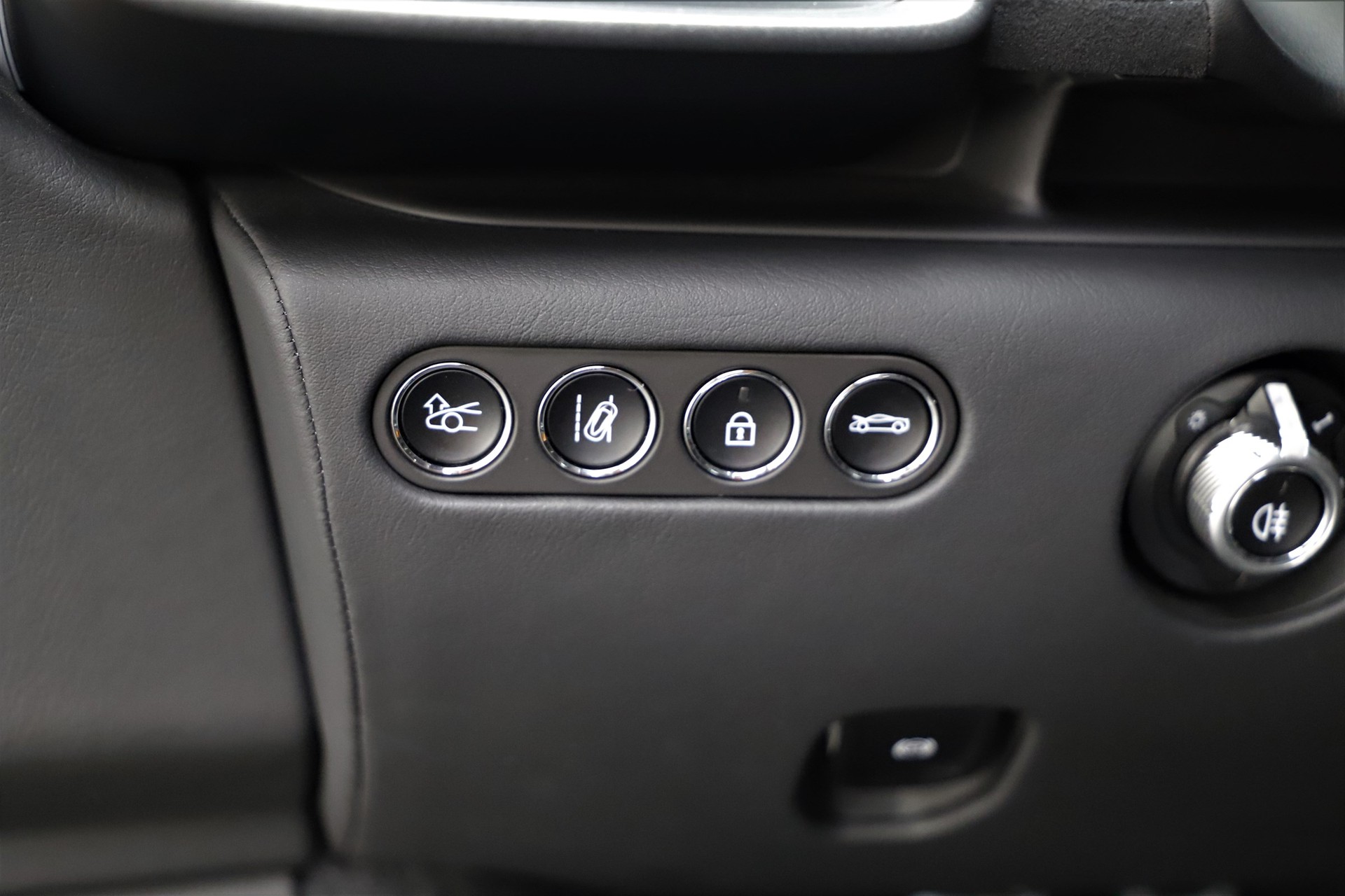 McLAREN ARTURA 3.0 V6-image-8