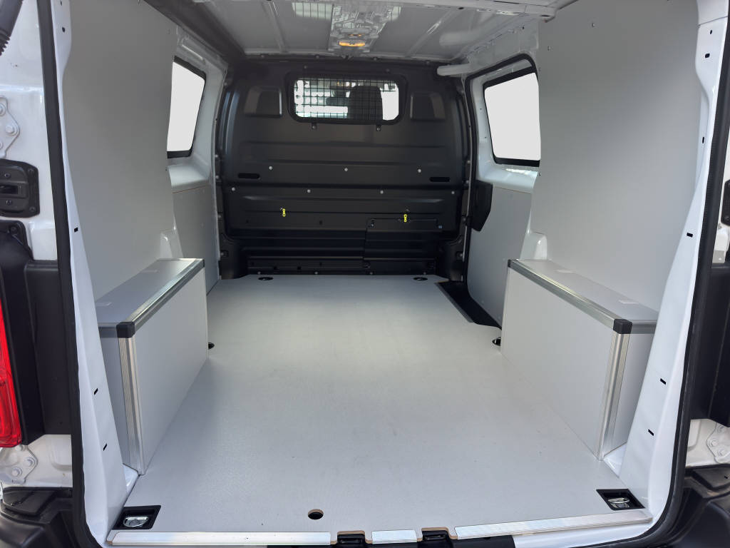 PEUGEOT e-Expert Kaw. Standard 75 kWh-image-8