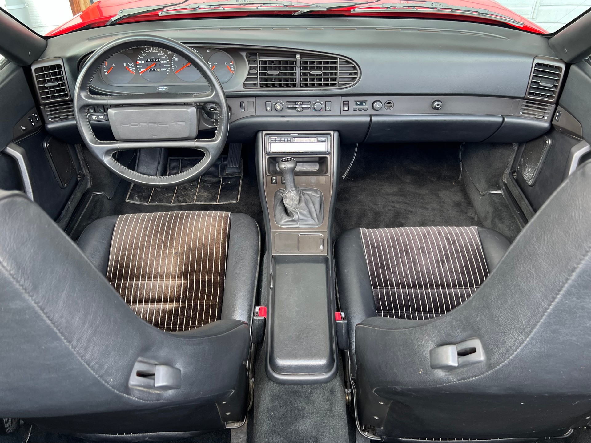 PORSCHE 944 S2 Cabriolet VETERAN-image-20