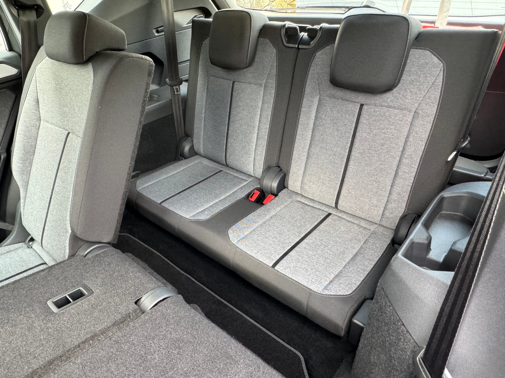 SEAT Tarraco 2.0TSI Style 4Drive DSG*7-PLÄTZER*NUR 19'000 KM*TOP AUSSTATTUNG*-image-12