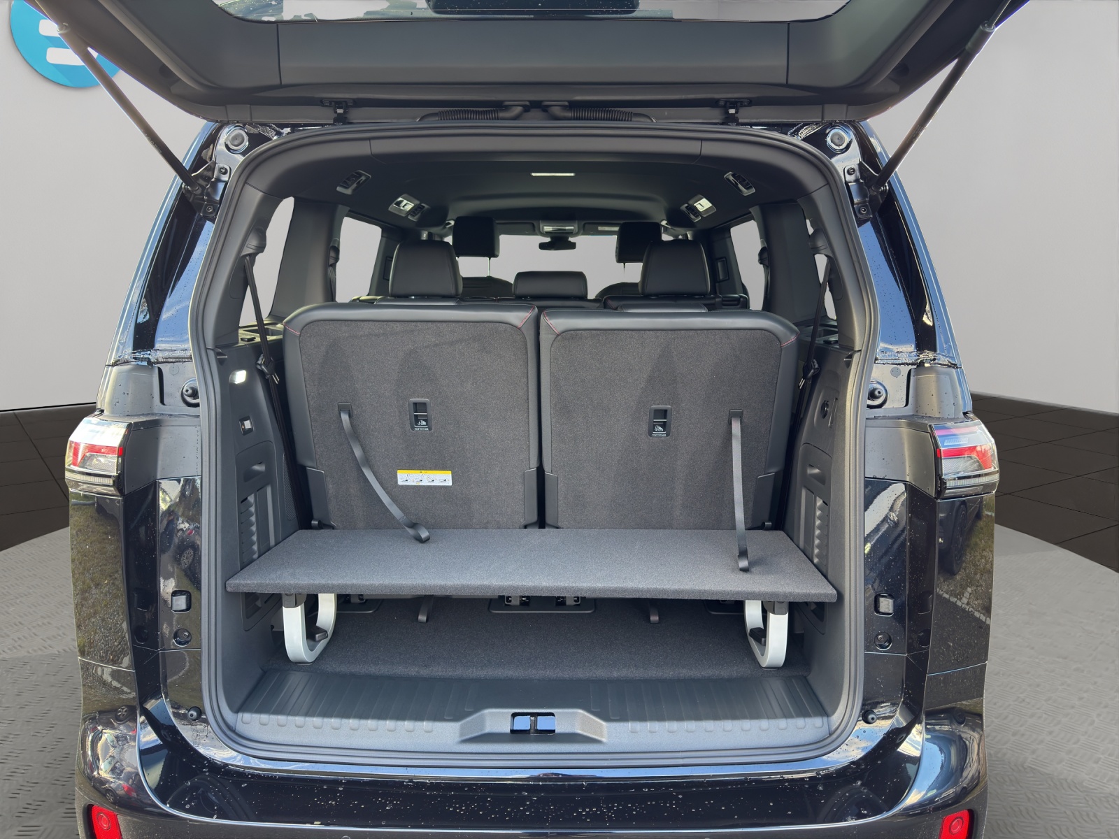 VW ID.Buzz LWB GTX 4 Motion-image-5