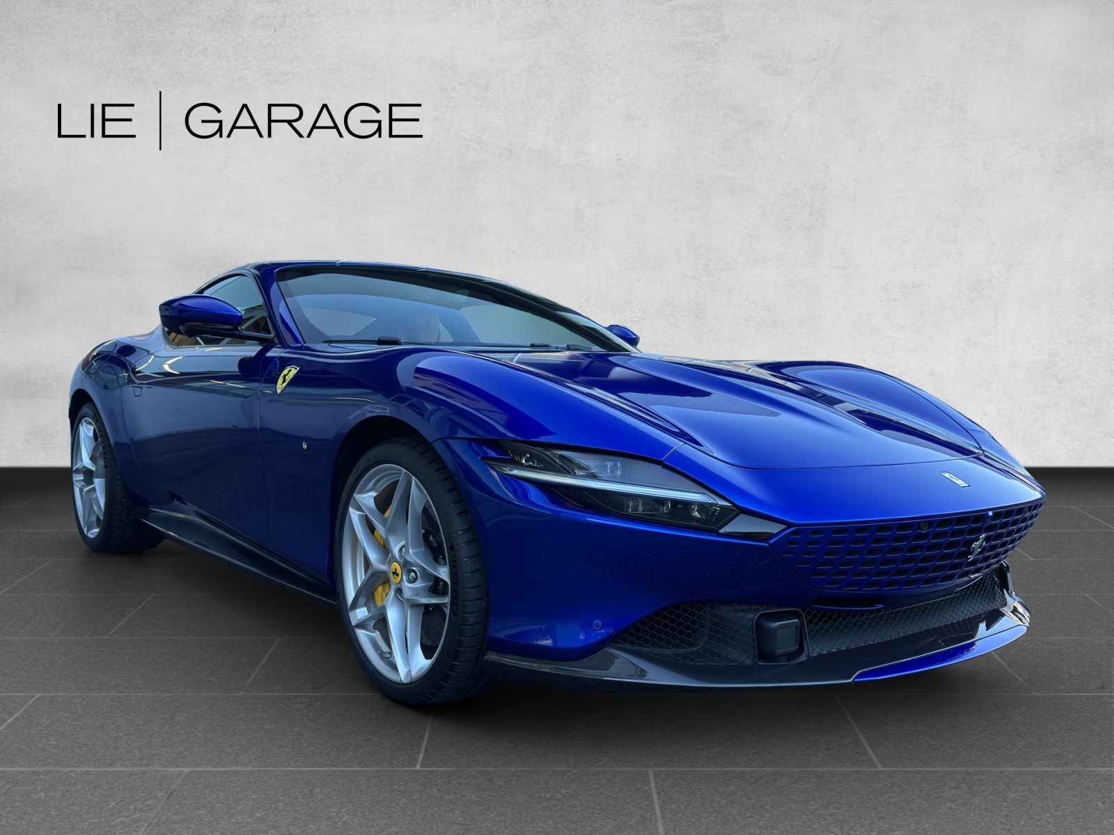 FERRARI Roma 3.9 V8 T-showroom-element-3