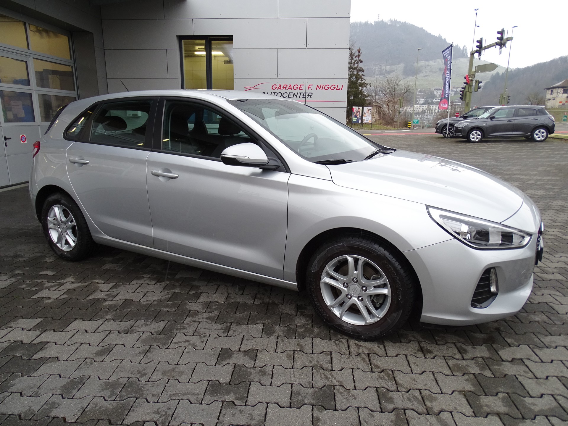 HYUNDAI i30 1.4 Pica-showroom-element-2