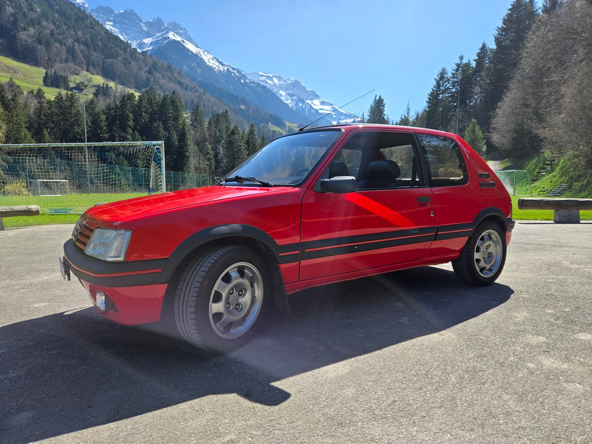 PEUGEOT 205 1.9 GTi