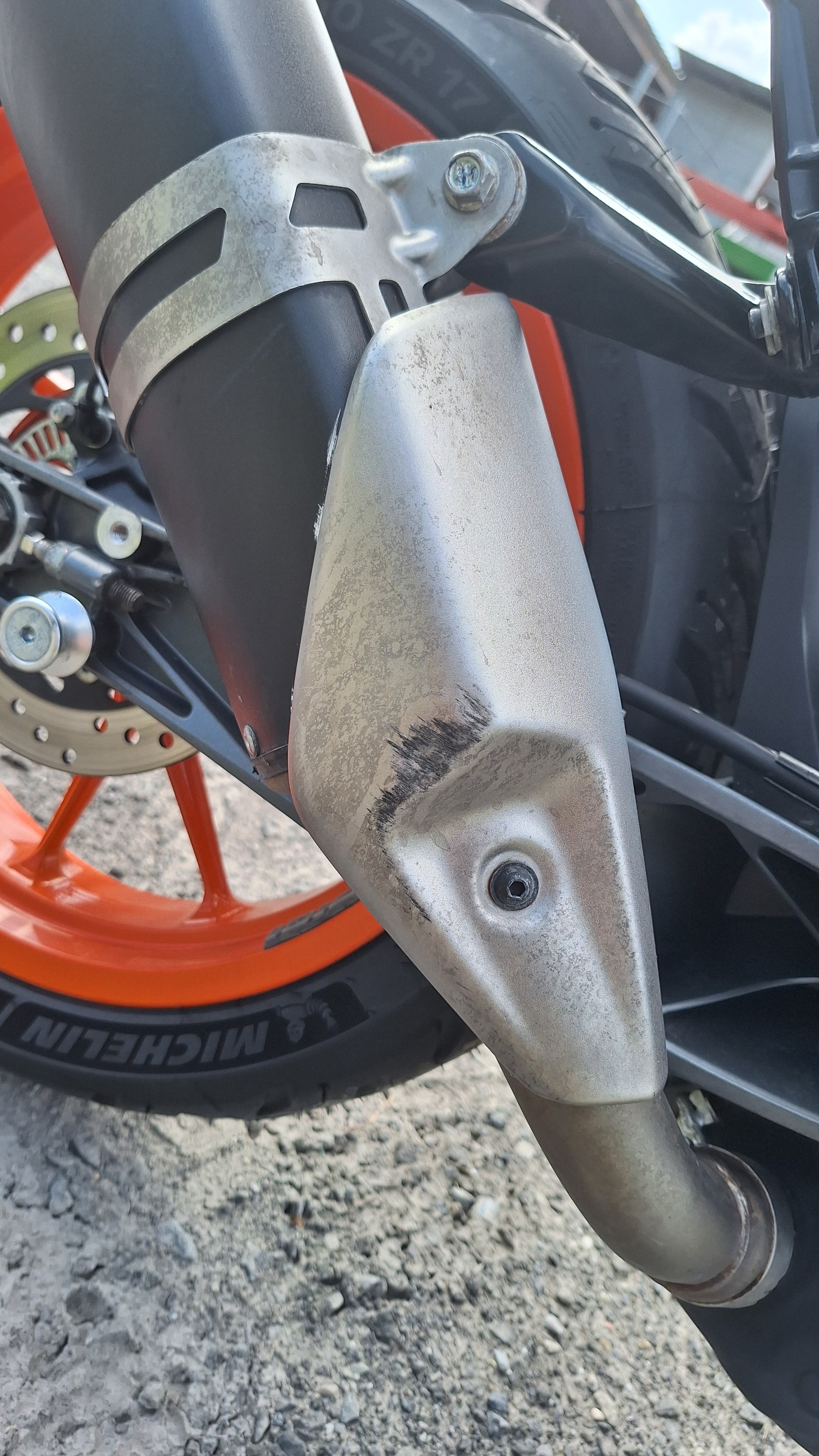 KTM 125 Duke-image-4