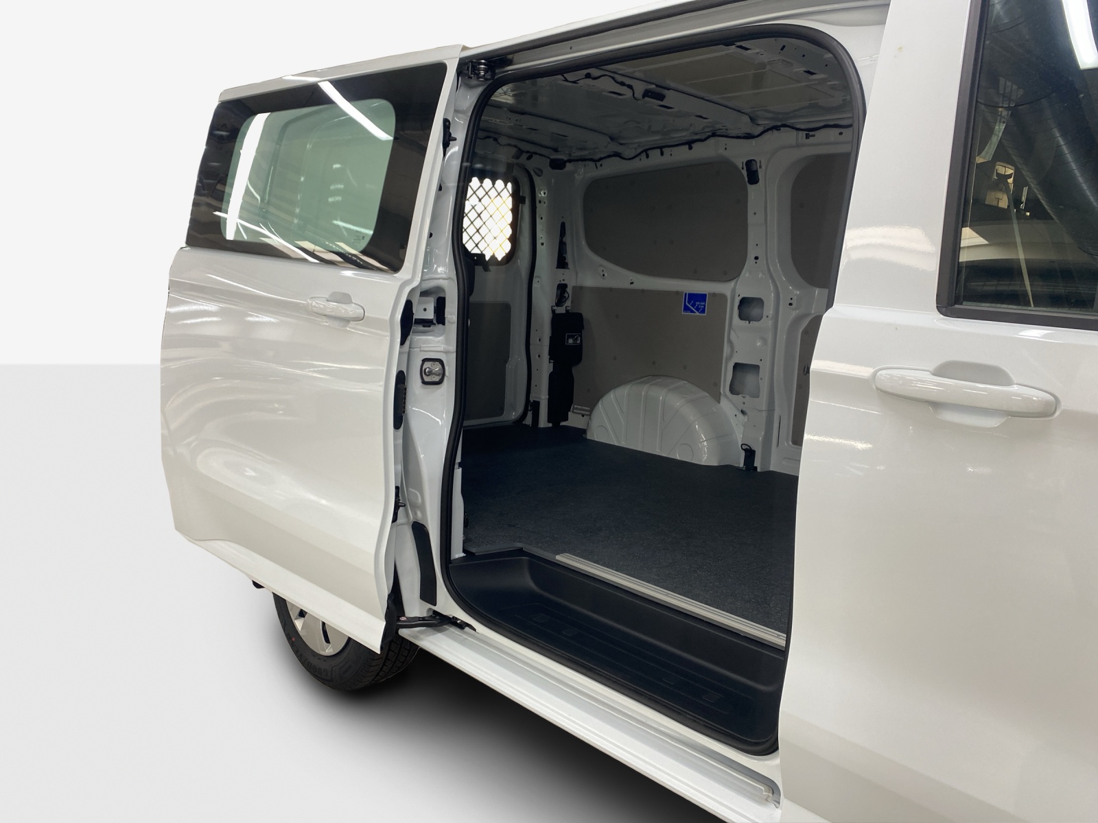 VW Transporter 2.0 TDI Automat-image-9