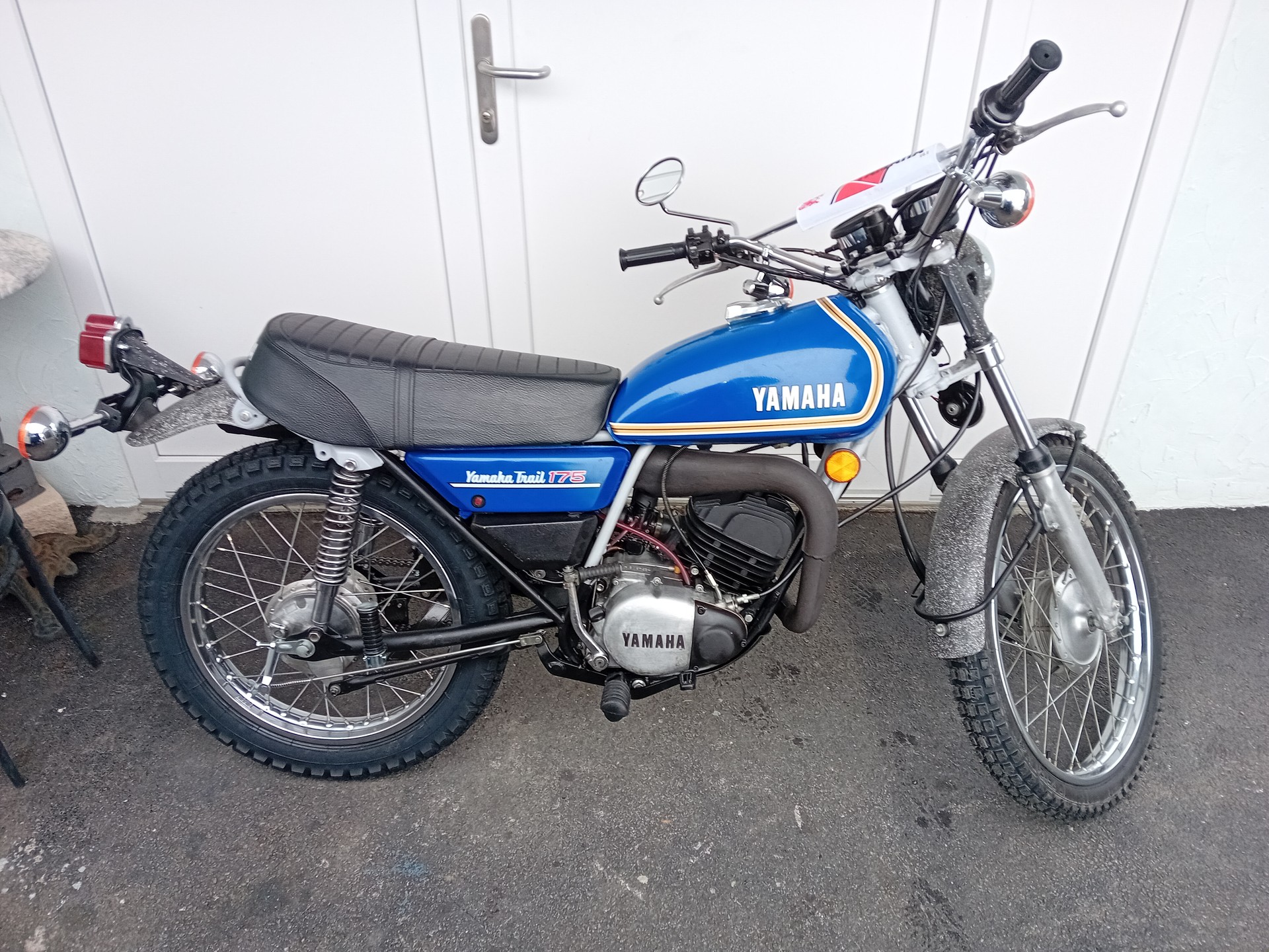 YAMAHA DT175, CT1-image-1