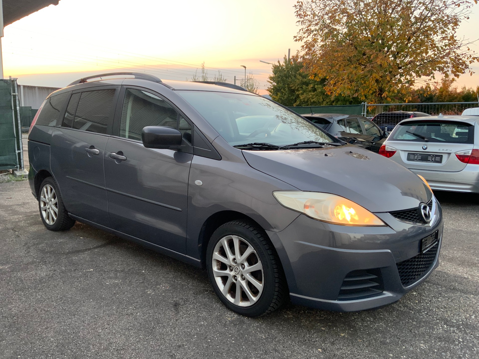 MAZDA 5 2.0d 16V Confort-image-2