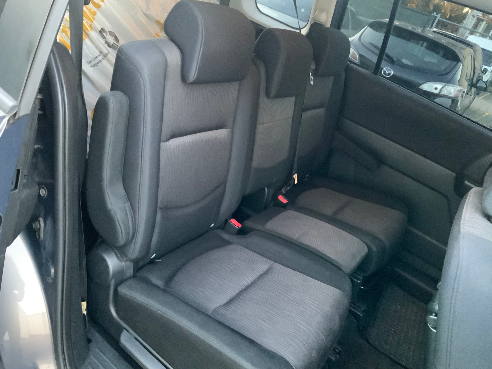 MAZDA 5 2.0d 16V Confort-image-12
