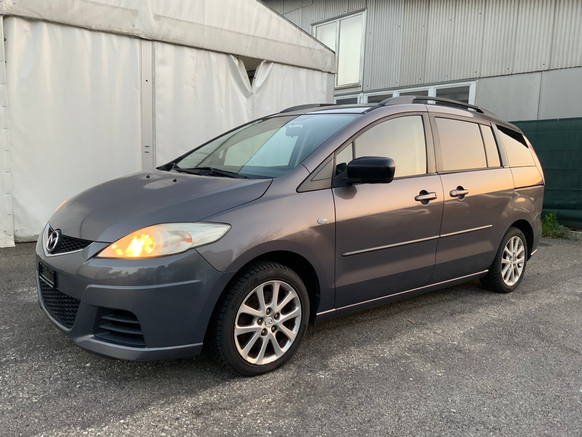MAZDA 5 2.0d 16V Confort-image-1