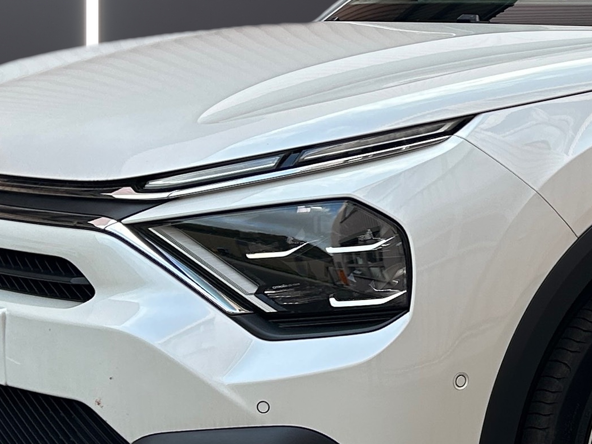 CITROEN C4 X 100 kW Shine-image-2
