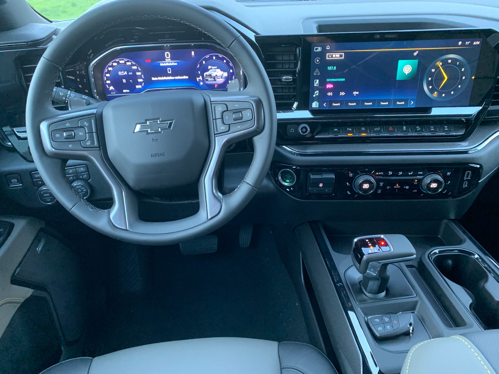 CHEVROLET Silverado Crew Cab 1500 ZR2 6.2l V8 4WD MY25-image-7