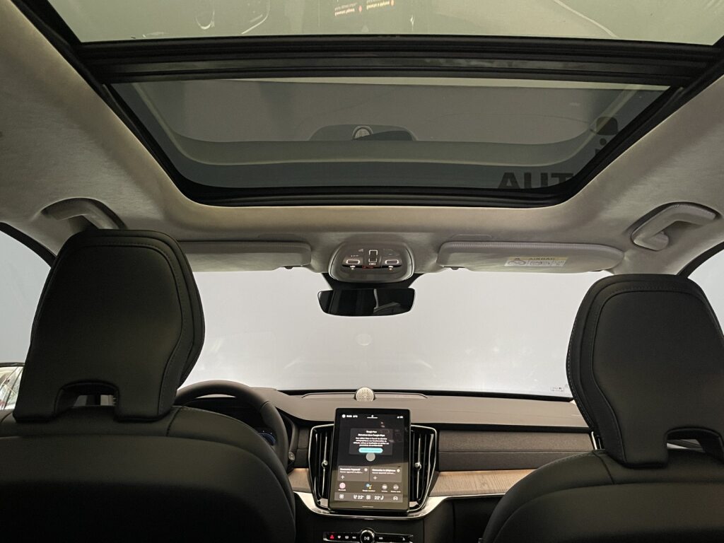 VOLVO XC90 2.0 T8 TE Ultra Dark eAWD-image-14