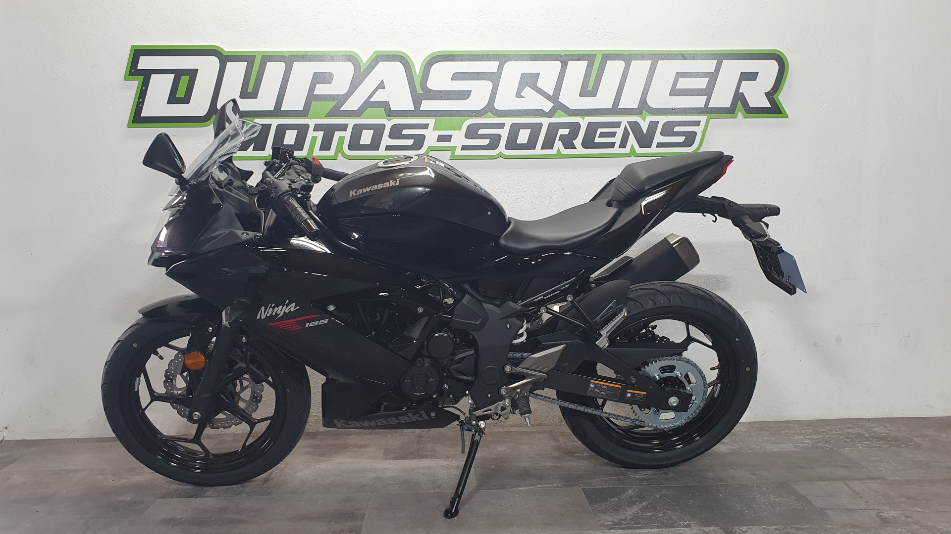 KAWASAKI Ninja 125-image-4
