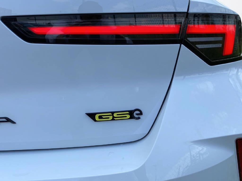 OPEL Astra 1.6 T PHEV 225 GSe-image-6
