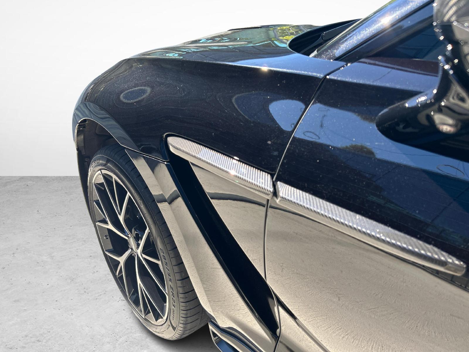 ASTON MARTIN DBX 707 4.0 V8 Bi-Turbo-image-14
