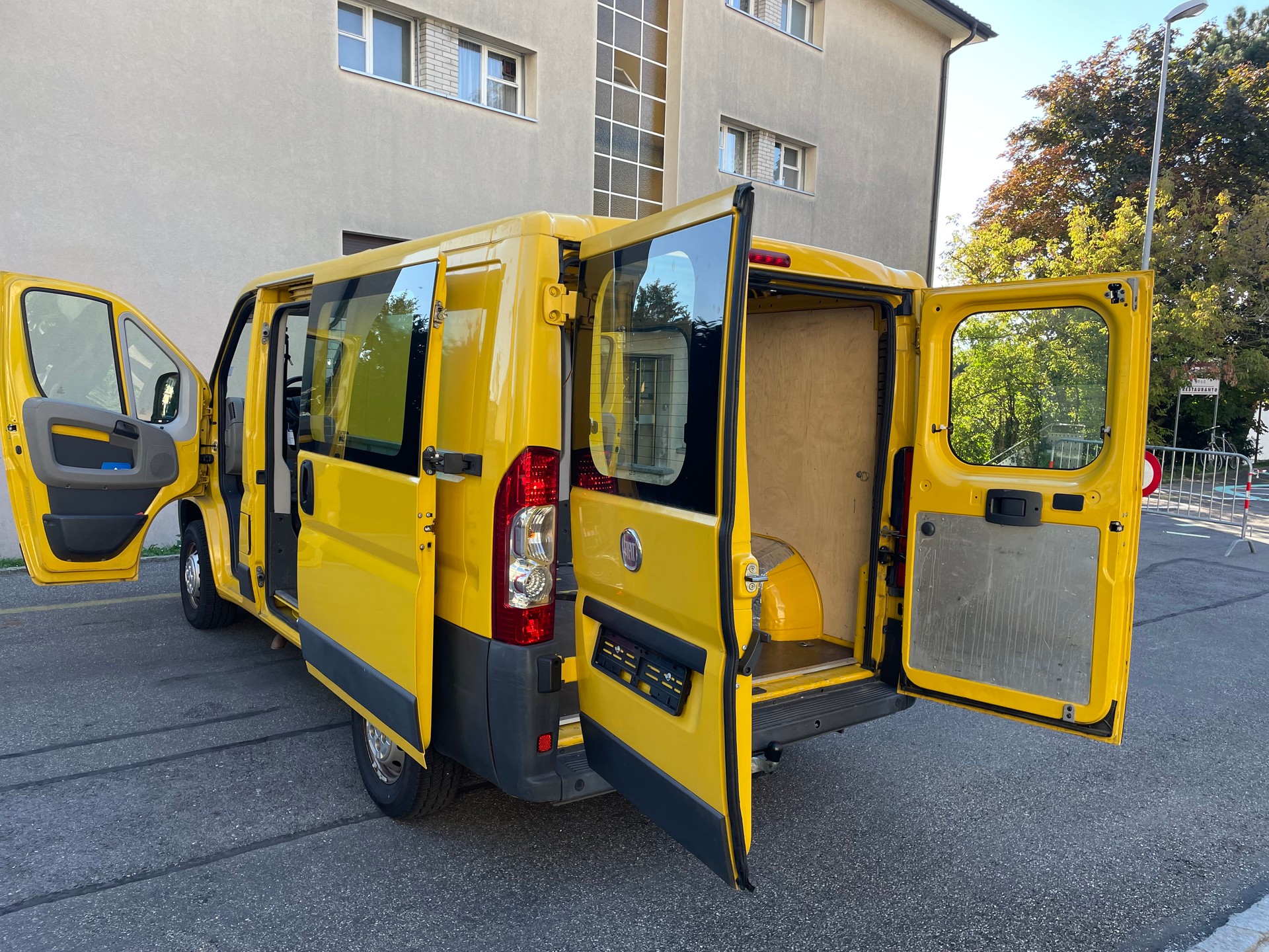 FIAT Ducato 15 2.3 JTD-image-2