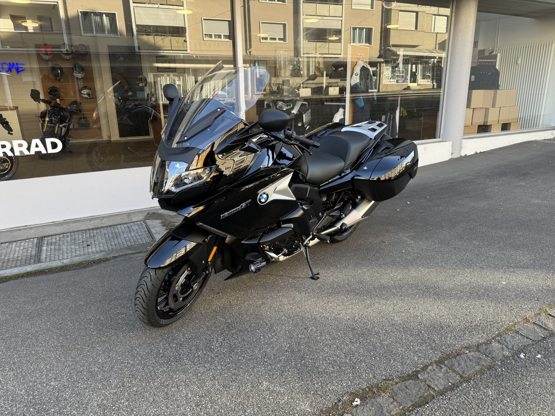BMW K 1600 GT-image-1