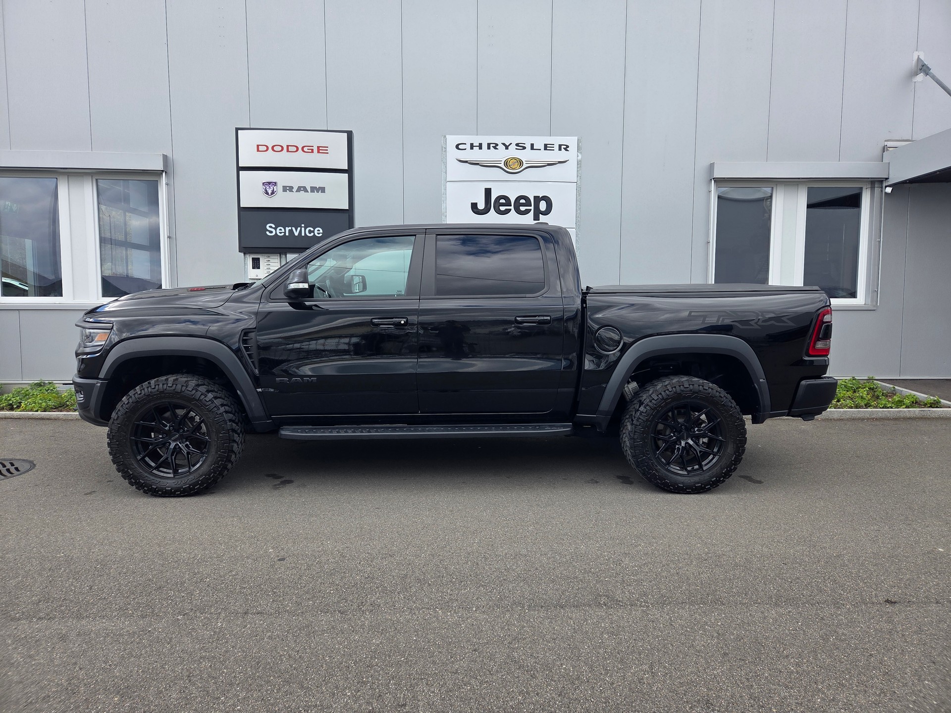 DODGE Ram 1500 6.2 V8 4x4 TRX Level 2 / 711 PS / 3.5T AHK