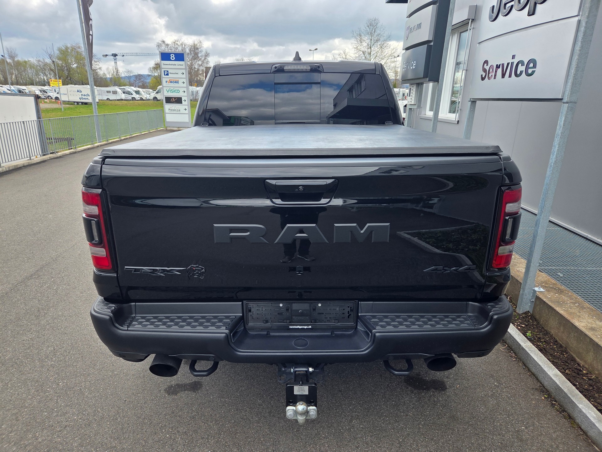 DODGE Ram 1500 6.2 V8 4x4 TRX Level 2 / 711 PS / 3.5T AHK-showroom-element-3