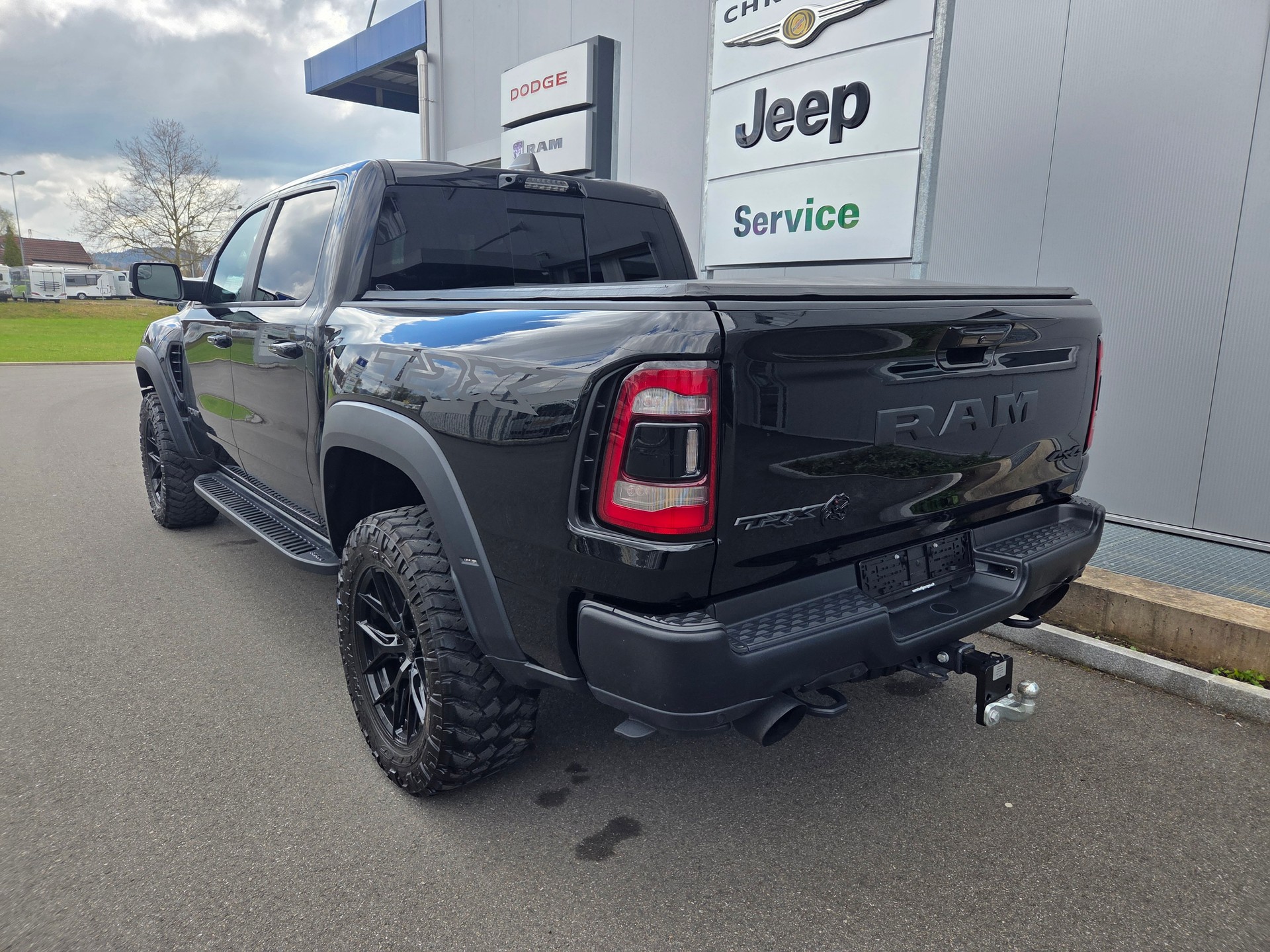 DODGE Ram 1500 6.2 V8 4x4 TRX Level 2 / 711 PS / 3.5T AHK-showroom-element-2
