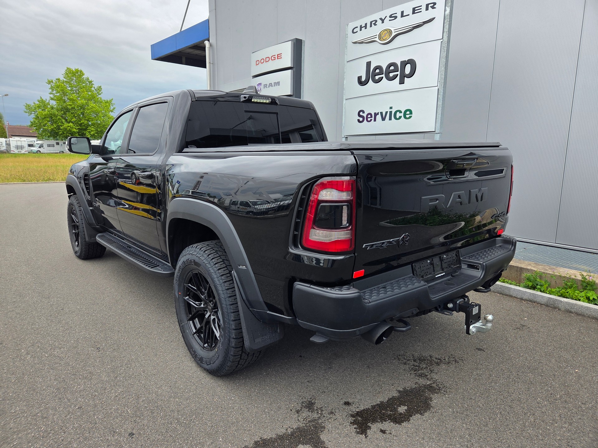 DODGE Ram 1500 6.2 V8 4x4 TRX Level 2 / 711 PS / 3.5T AHK-showroom-element-2